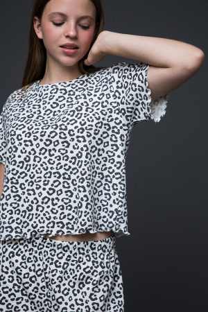 001_ОП25 Комплект дд (футболка кор.рукав + шорты) бежевый - 3